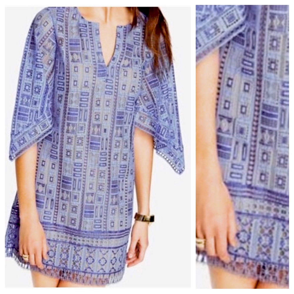 BCBGMAXAZRIA Tati patchwork lace knit dress in periwinkle, small (missing slip)